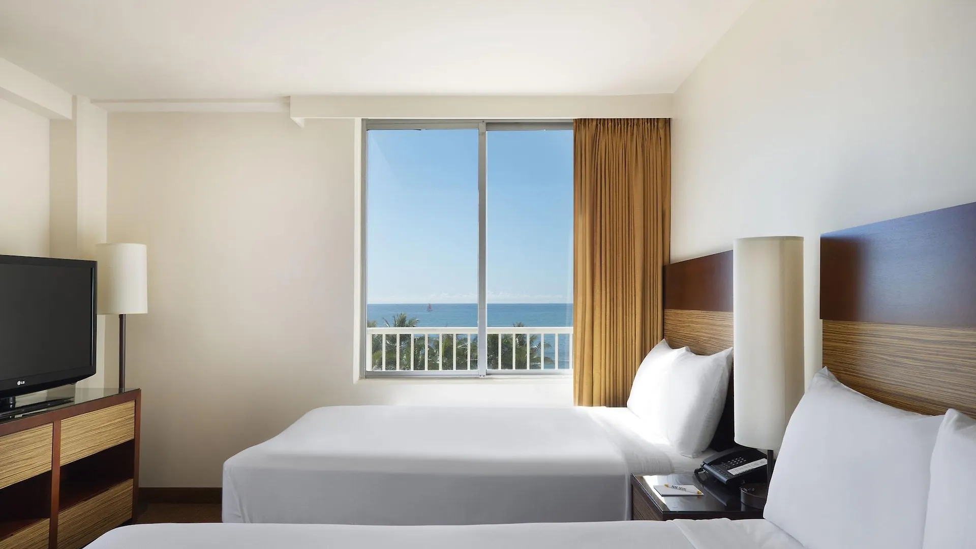 Park Shore Waikiki Honolulu Hotel